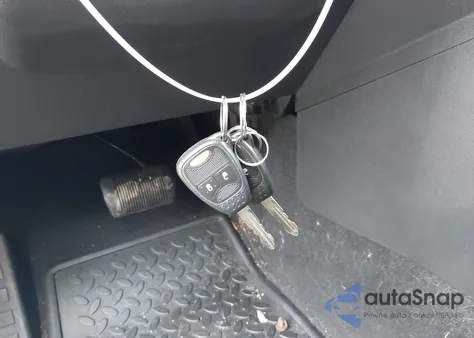 2008 Jeep Patriot Sport z USA, uszkodzony, nr VIN 1J8FF28W68D575522